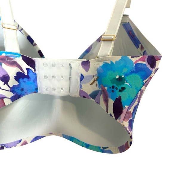 Knix WingWoman Bra- Size 6++ Wireless Comfort Plunge Bra - Picture 8 of 13